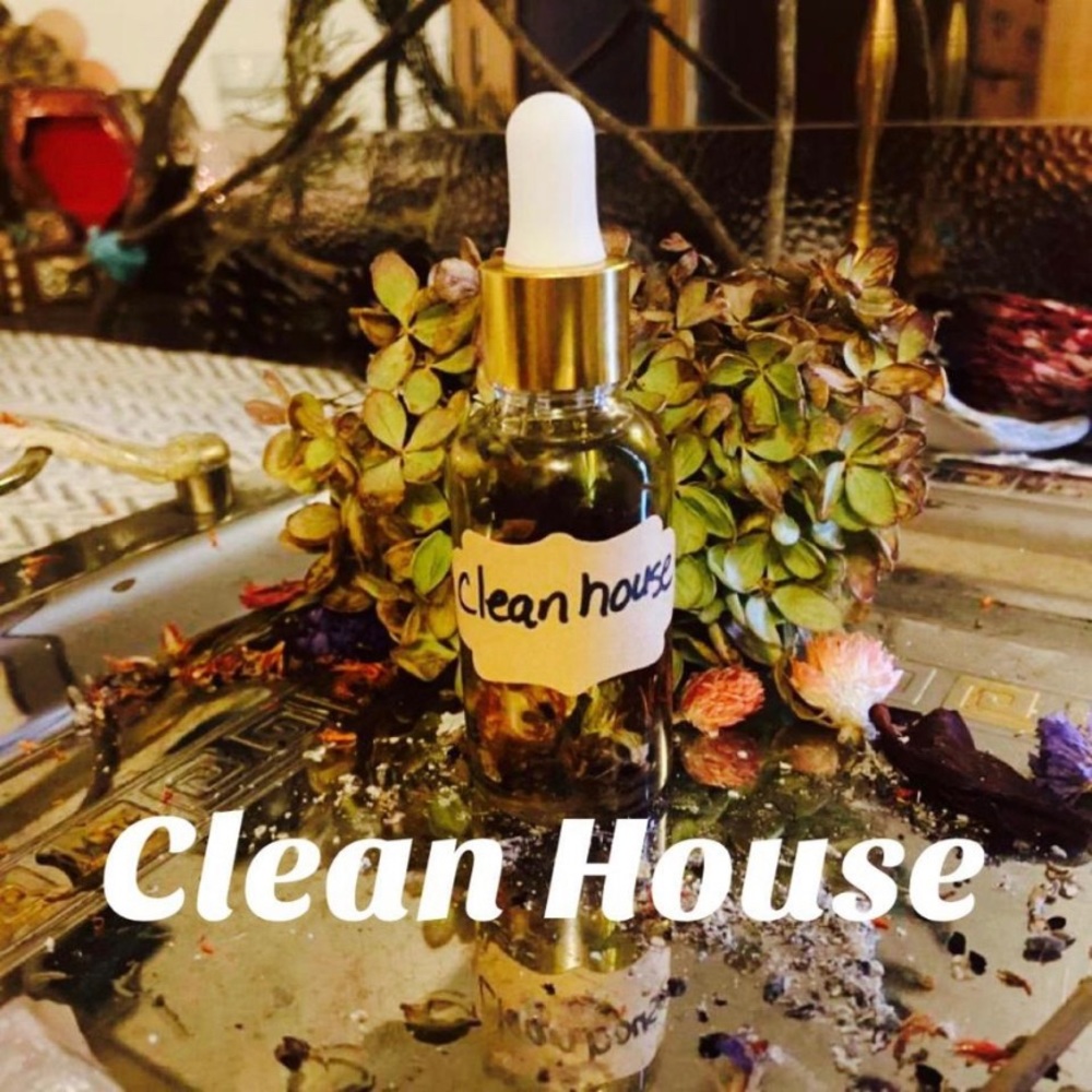 Clean House Ritual Conjure Oil
